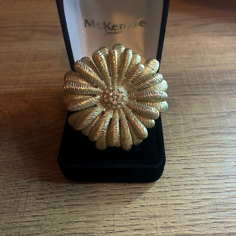 Flower Accent Ring